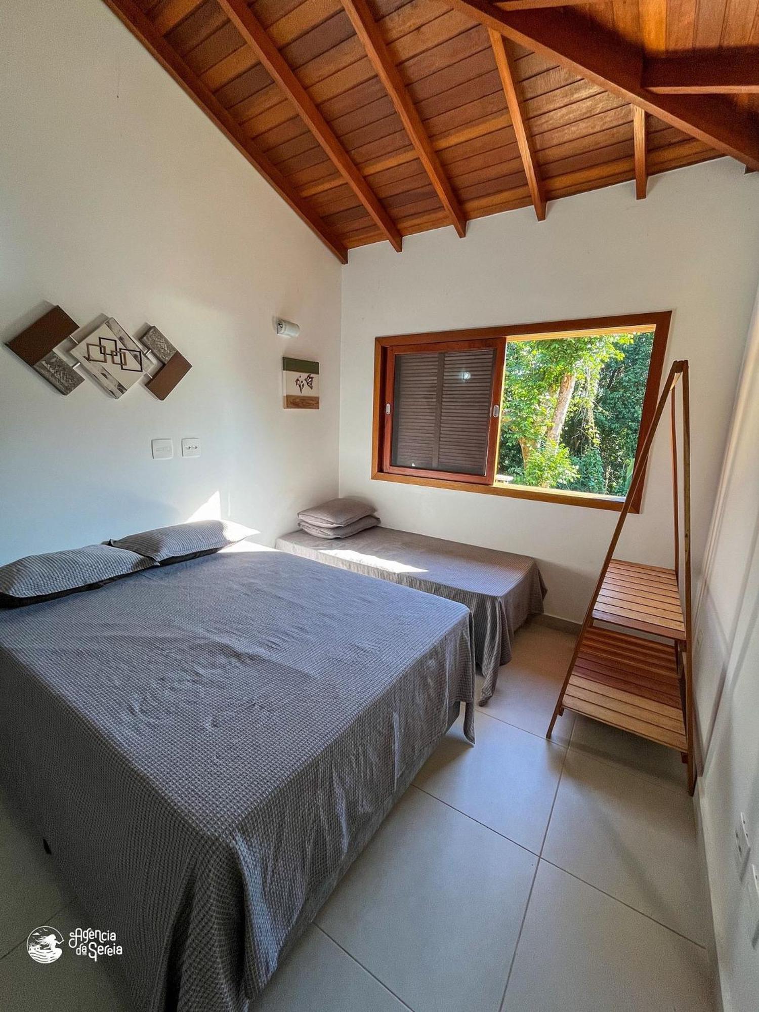 Linda Casa Com Varanda Gourmet Em Condominio イリャベラ エクステリア 写真