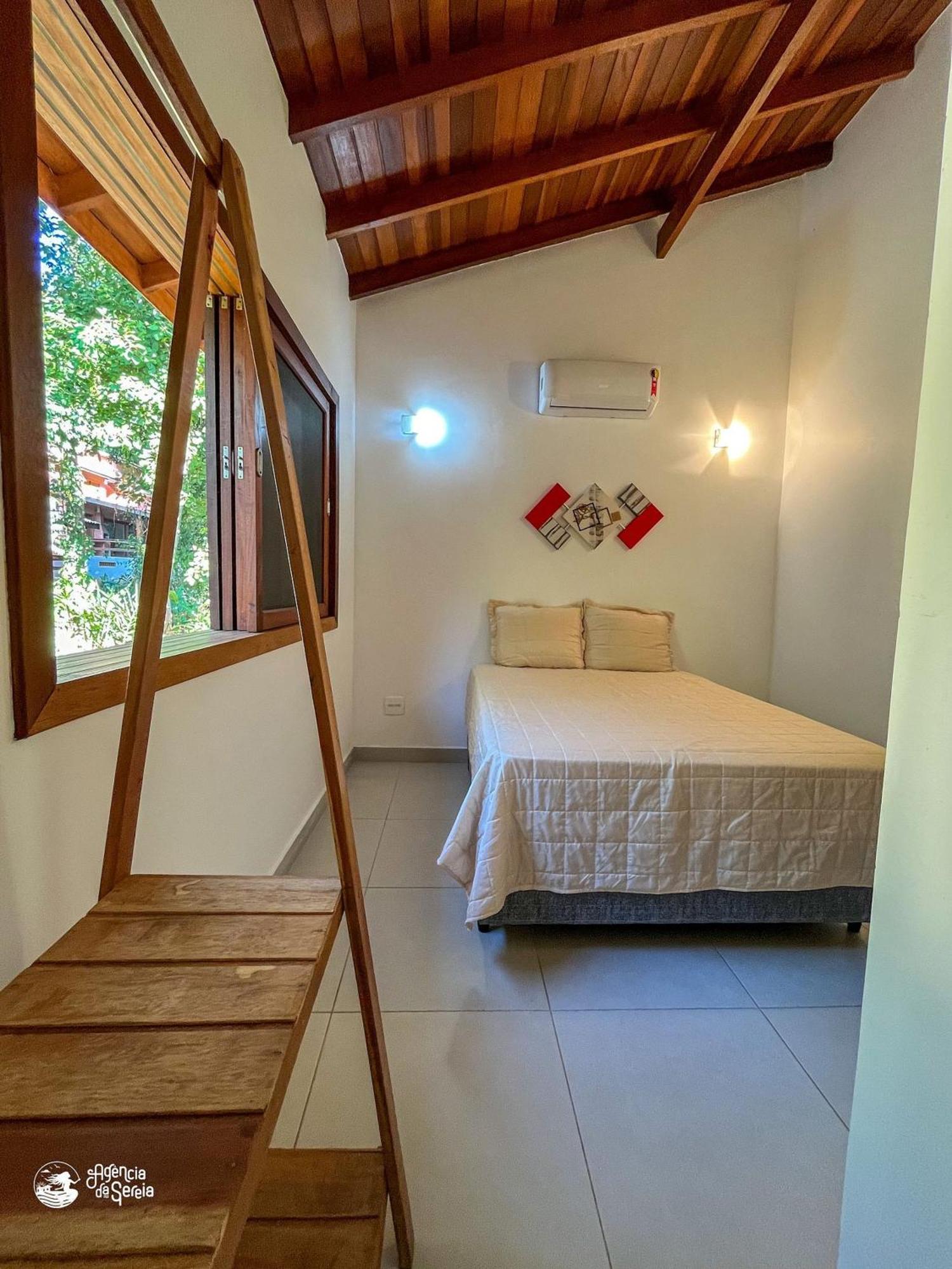 Linda Casa Com Varanda Gourmet Em Condominio イリャベラ エクステリア 写真
