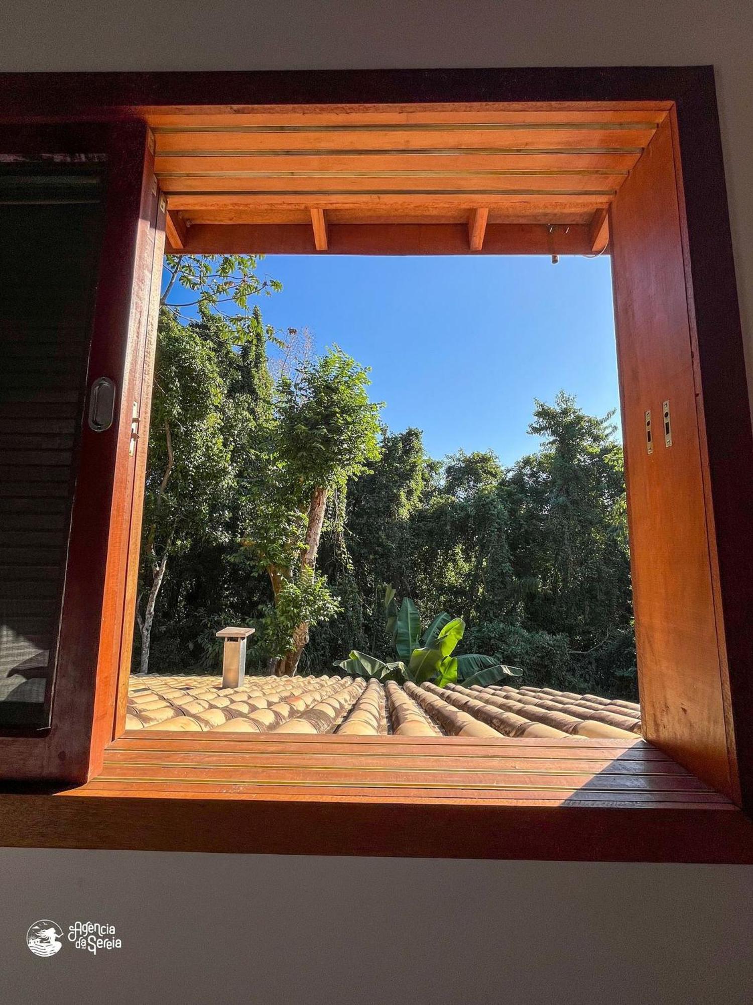 Linda Casa Com Varanda Gourmet Em Condominio イリャベラ エクステリア 写真