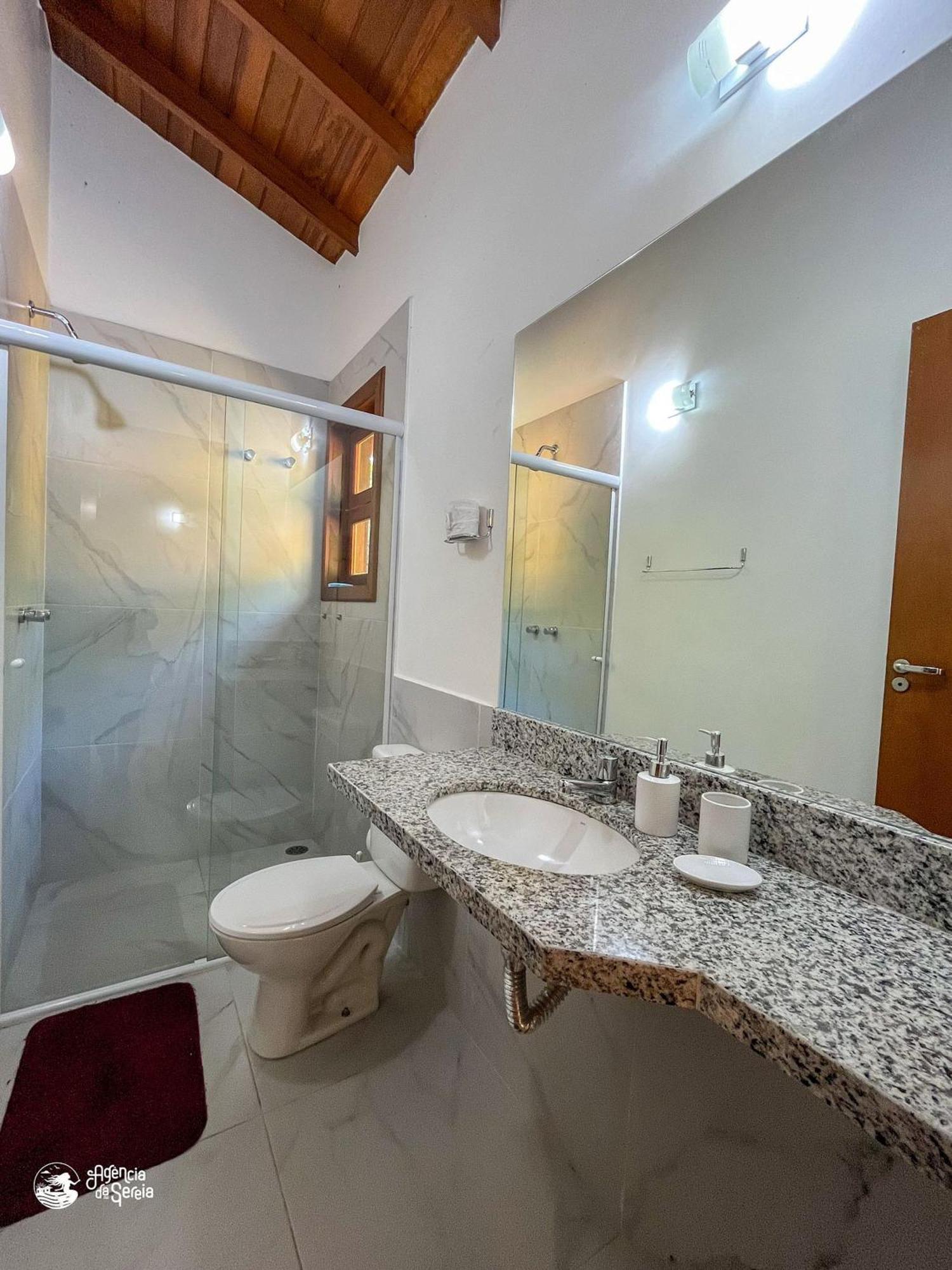 Linda Casa Com Varanda Gourmet Em Condominio イリャベラ エクステリア 写真