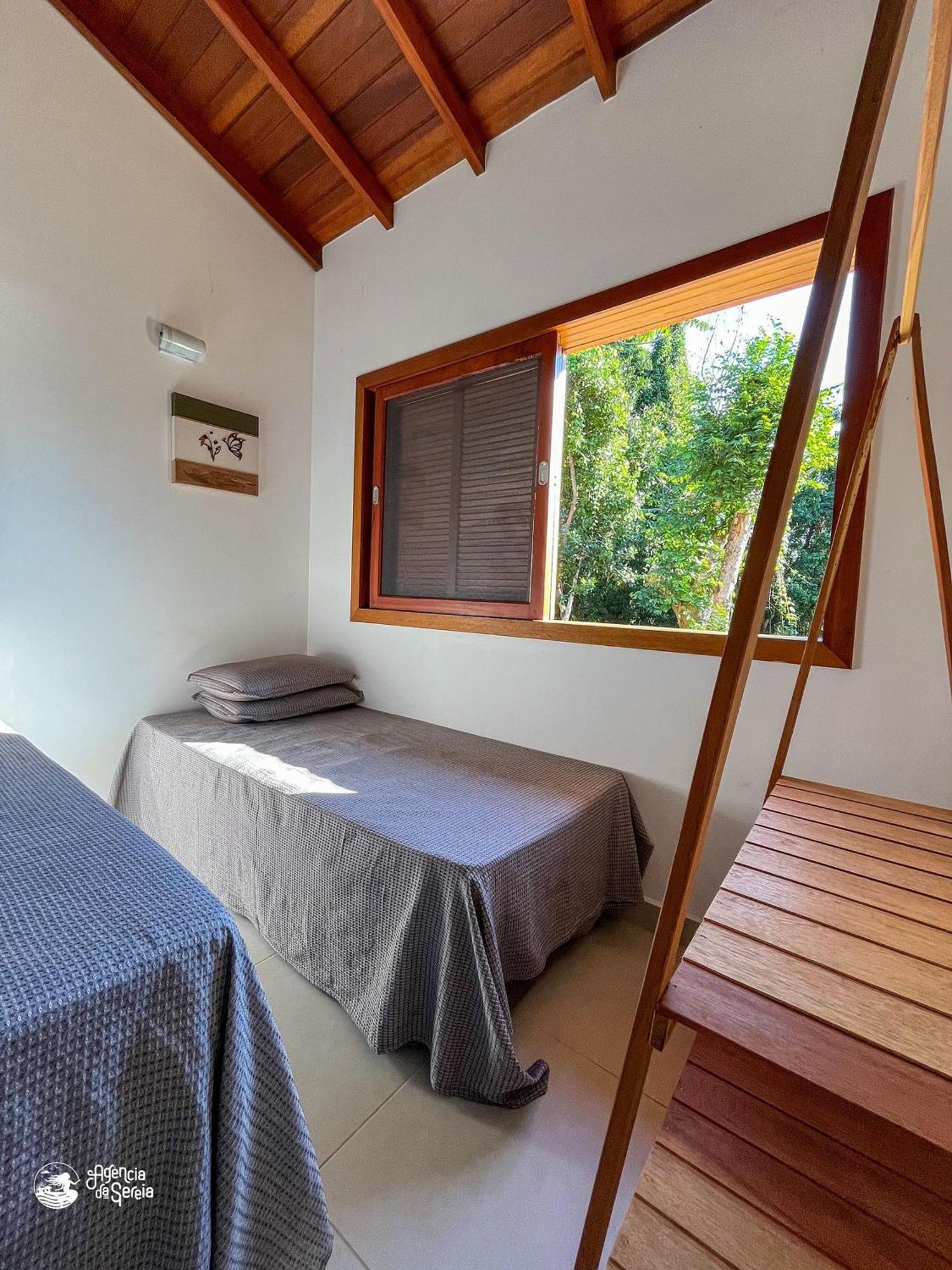 Linda Casa Com Varanda Gourmet Em Condominio イリャベラ エクステリア 写真